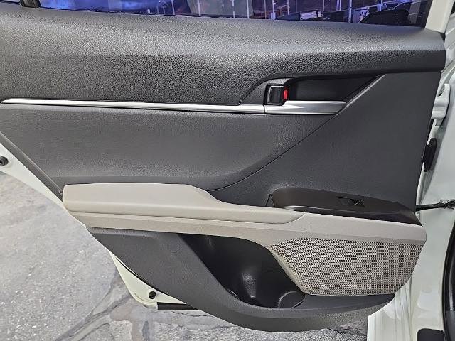 Used 2021 Toyota Camry SE image 27