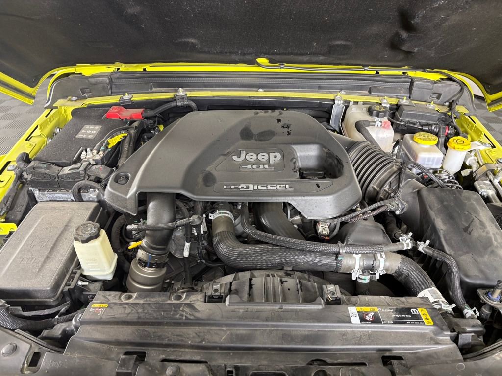 Used 2023 Jeep Wrangler Unlimited Rubicon w/ Cold Weather Group image 10