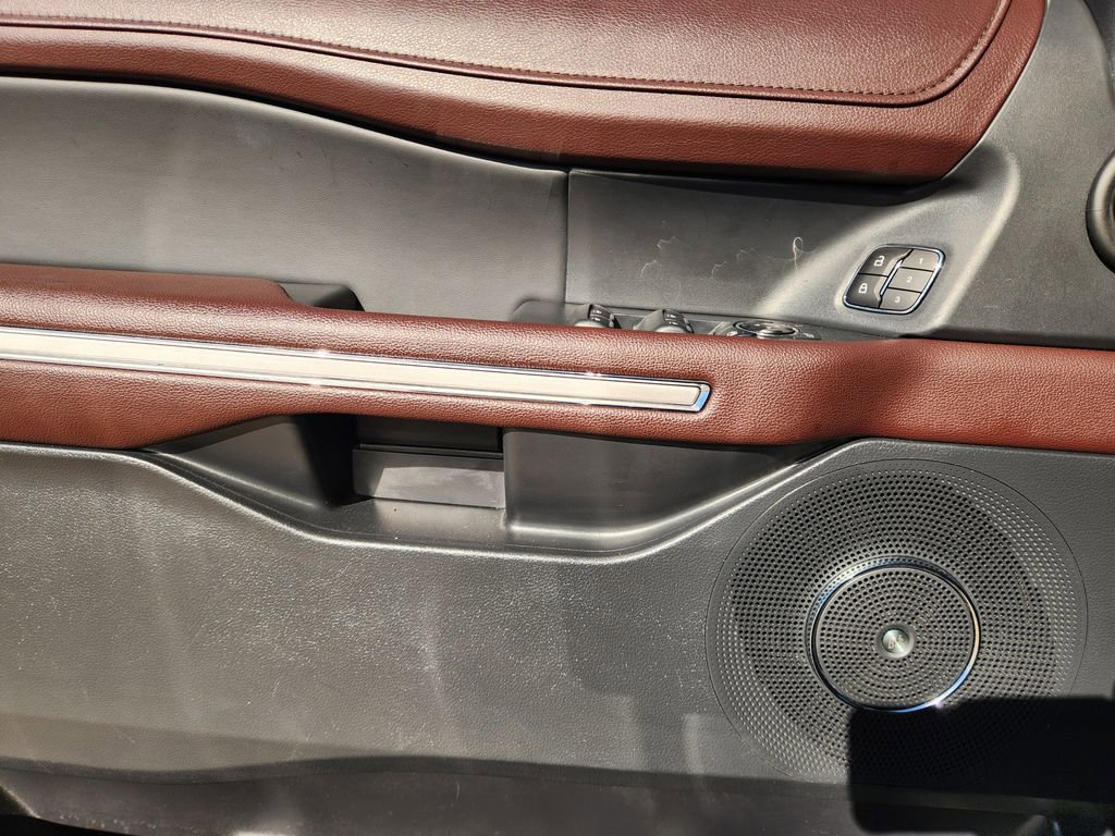 Certified 2024 Ford Expedition Limited image 22