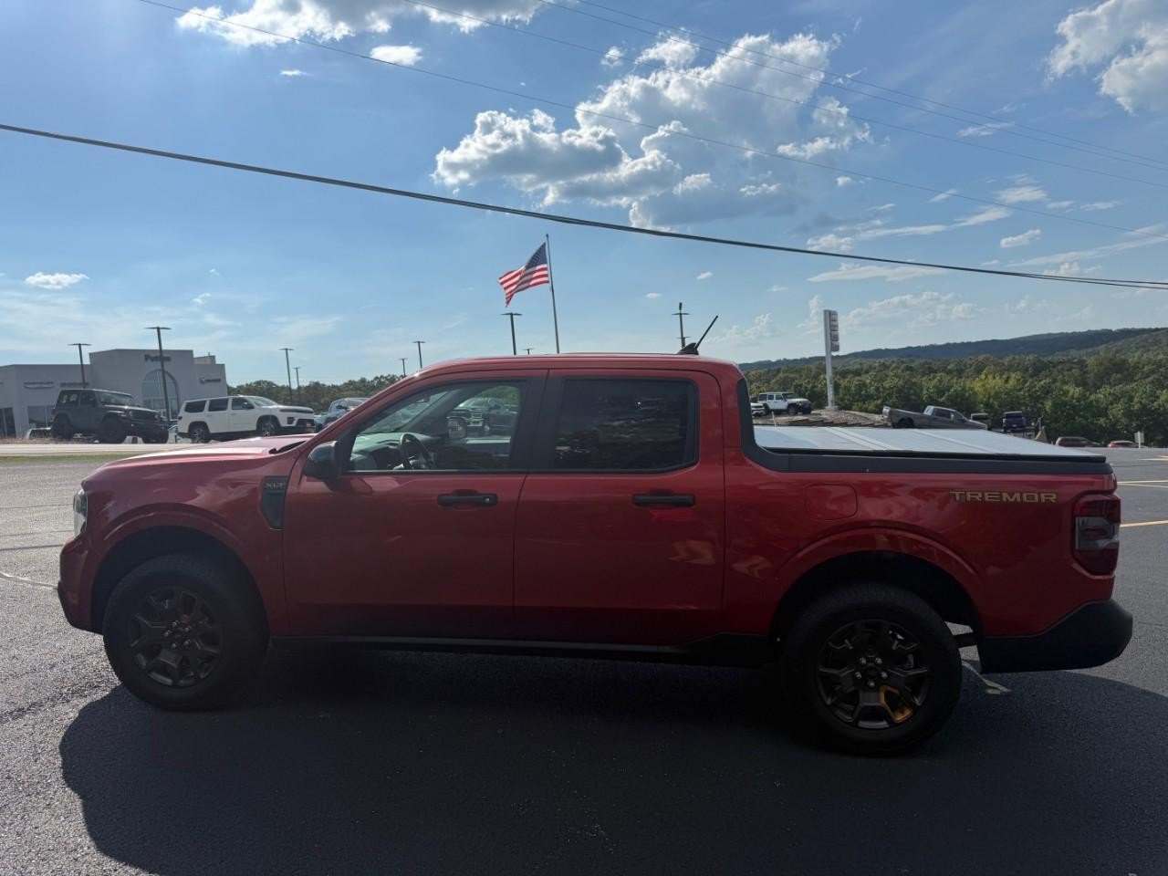 Certified 2024 Ford Maverick Tremor w/ Tremor Off-Road Package AWD/4WD image 2