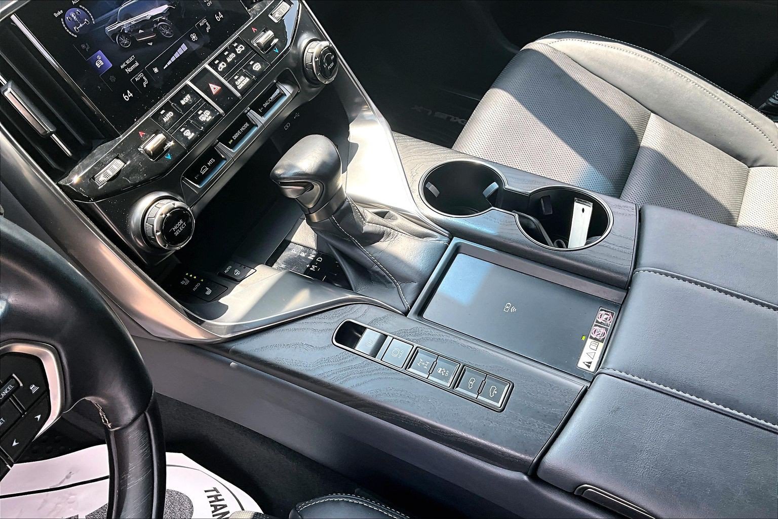 Used 2024 Lexus LX 600 4WD w/ Appearance Package image 15