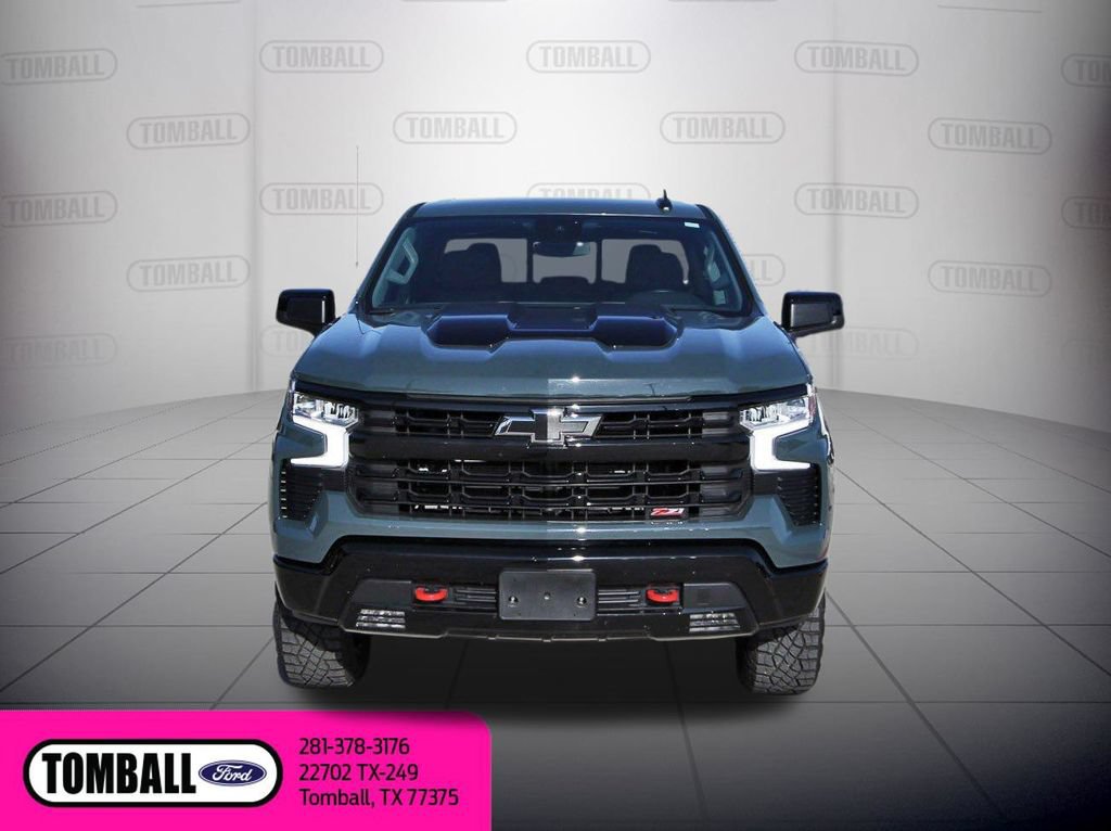 Used 2026 Chevrolet Silverado 1500 LT Trail Boss w/ Convenience Package II AWD/4WD image 2