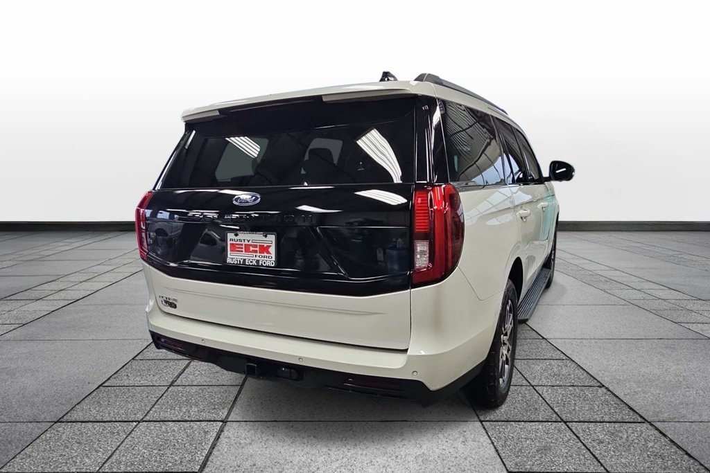 Certified 2026 Ford Expedition Active AWD/4WD image 5