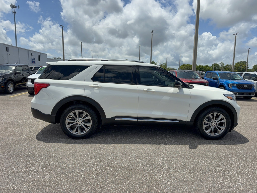 Certified 2023 Ford Explorer Limited w/ Limited Technology Package RWD image 5