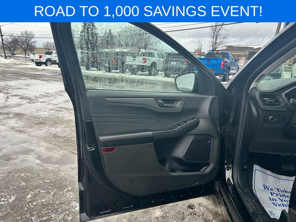 Certified 2024 Ford Escape Active image 11