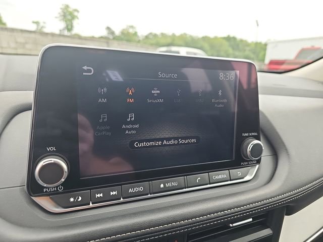 Used 2025 Nissan Rogue SV AWD/4WD image 27