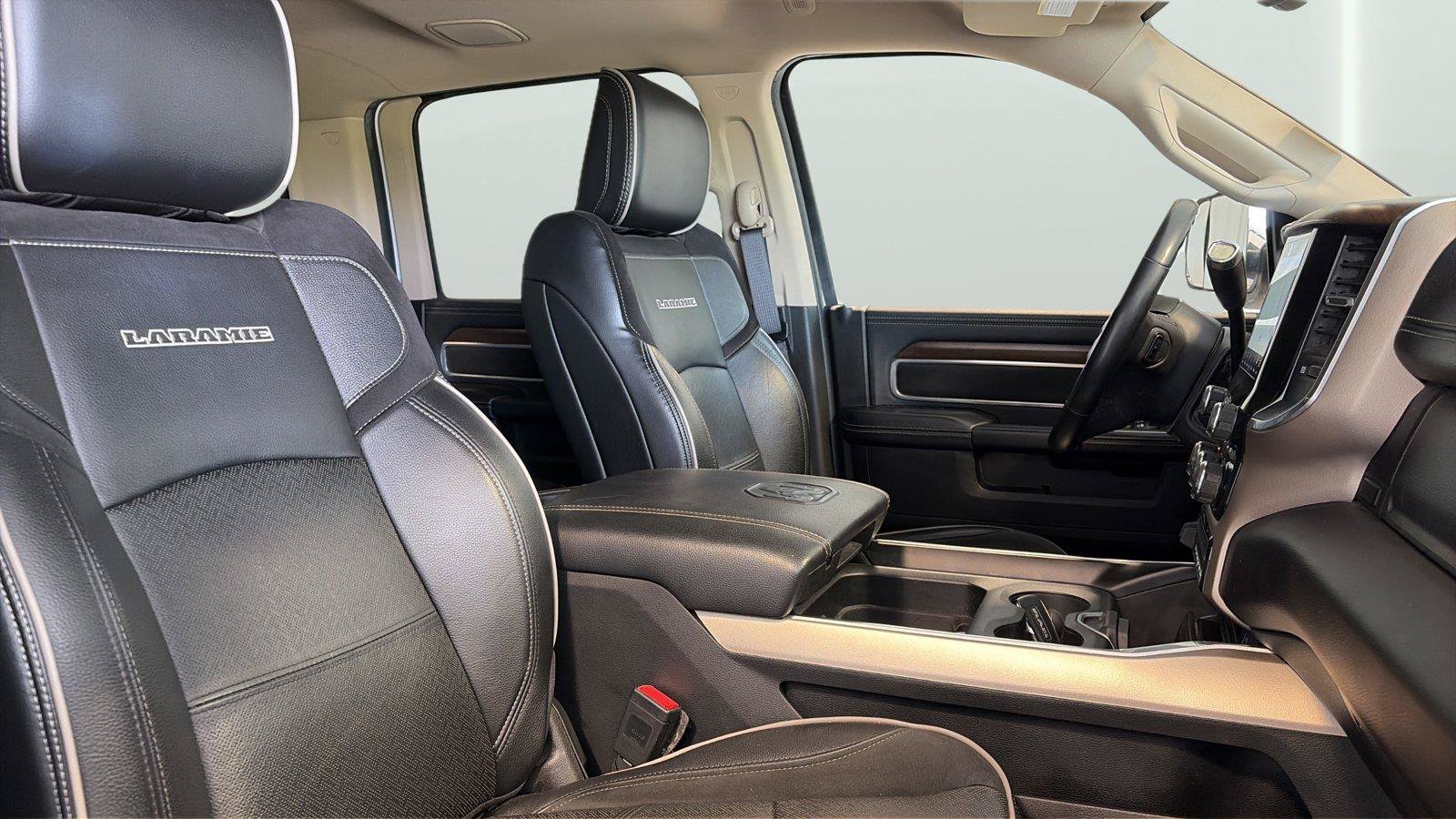 Used 2022 RAM 2500 Laramie AWD/4WD image 14