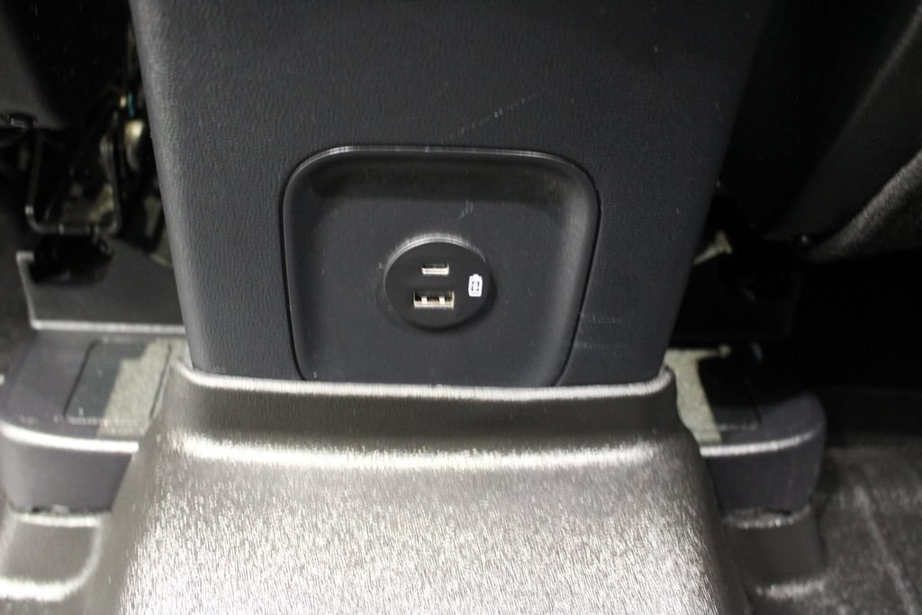Certified 2020 Ford Escape SE AWD/4WD image 35