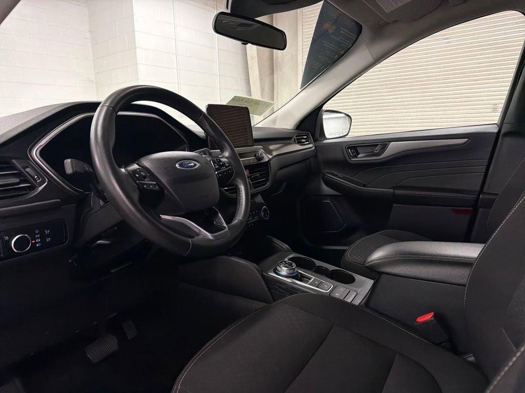 Certified 2024 Ford Escape Active image 6