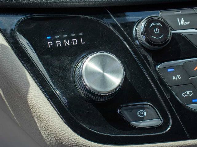 Used 2023 Chrysler Pacifica Touring-L FWD image 27