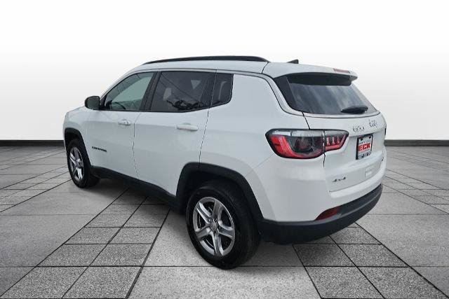 Used 2024 Jeep Compass Latitude AWD/4WD image 7