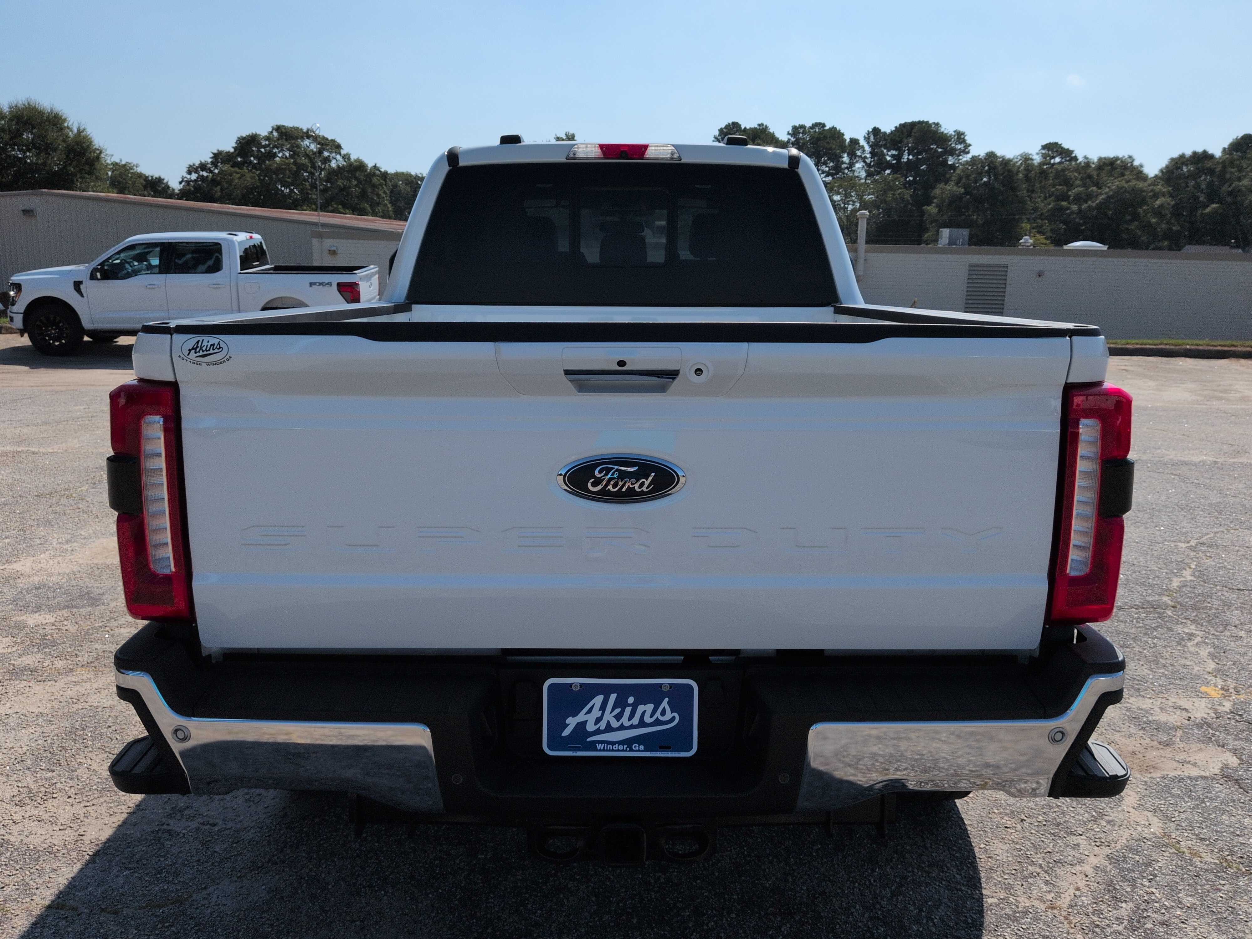 Certified 2024 Ford F350 Lariat w/ Lariat Ultimate Package AWD/4WD image 4