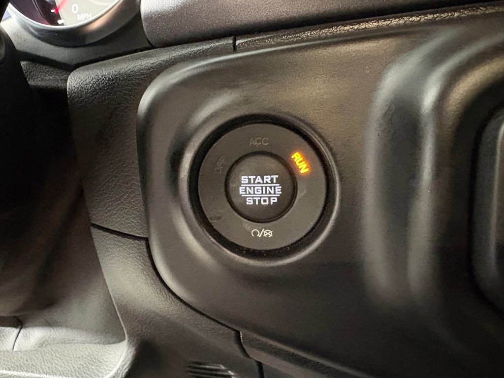 Used 2021 Jeep Gladiator Mojave AWD/4WD image 20