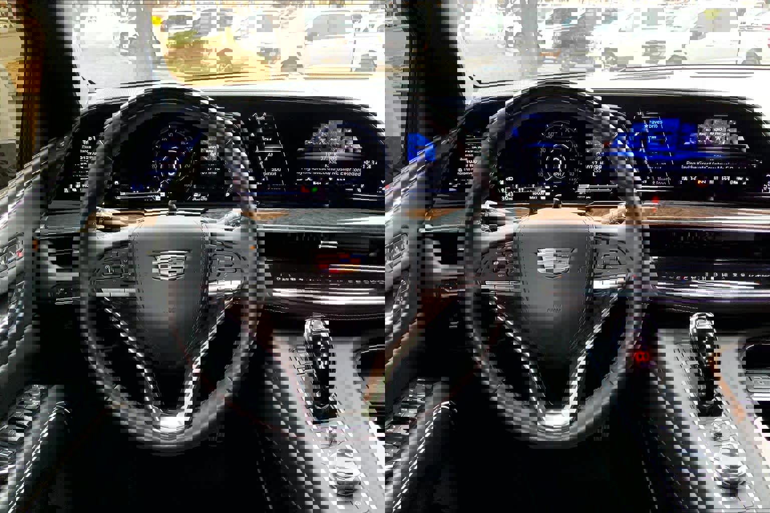 Used 2022 Cadillac Escalade Sport Platinum image 5