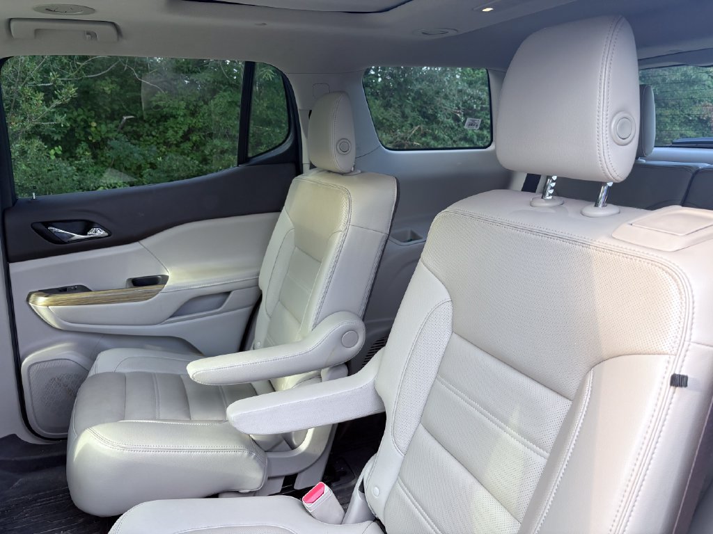 Used 2019 GMC Acadia Denali w/ LPO, Floor Liner Package AWD/4WD image 16