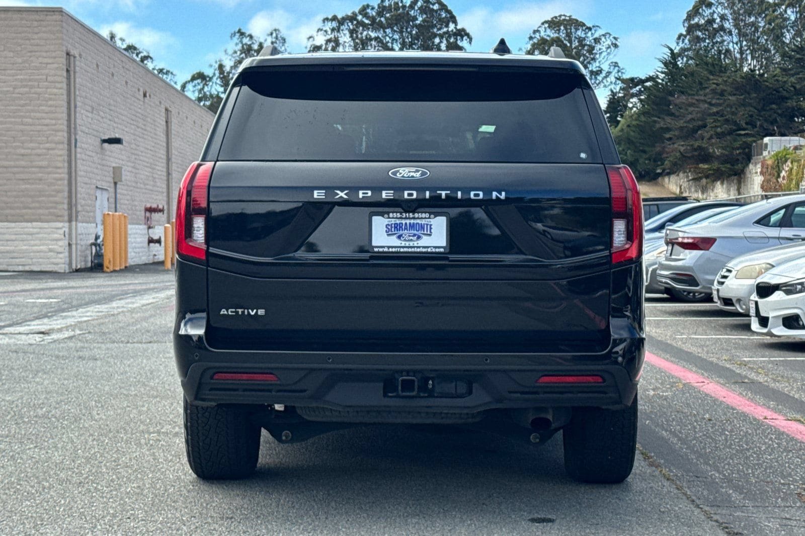 Certified 2025 Ford Expedition Active AWD/4WD image 7