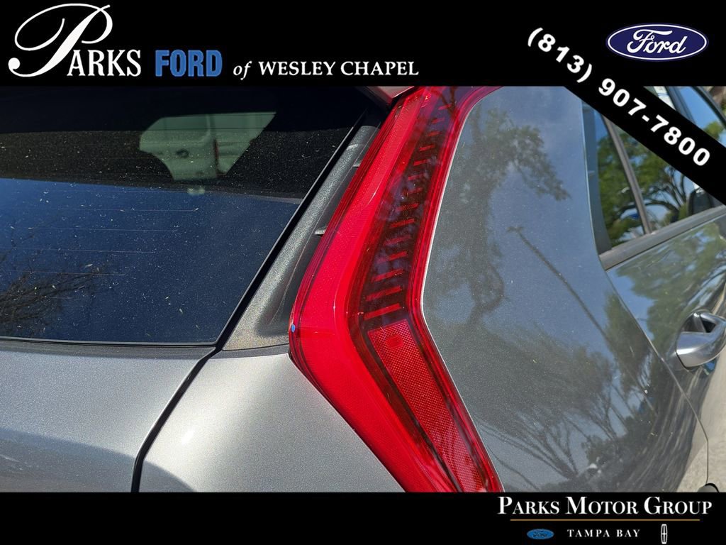 Used 2023 Kia Niro LX image 7