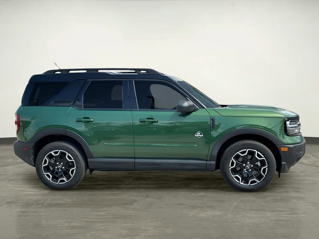 Certified 2025 Ford Bronco Sport Outer Banks w/ Outer Banks Tech Package+ AWD/4WD image 9