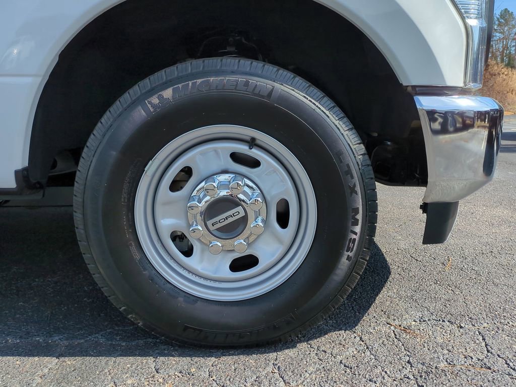 Certified 2022 Ford F250 XL w/ Power Equipment Group image 14