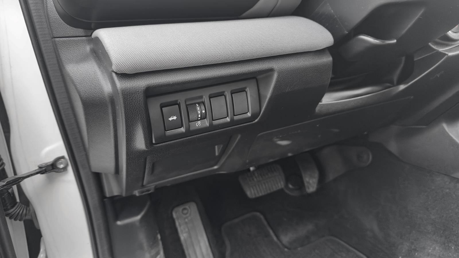 Used 2023 Subaru Legacy Premium image 13