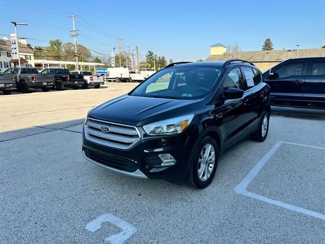 Certified 2018 Ford Escape SE w/ SE Sync 3 Package FWD image 5