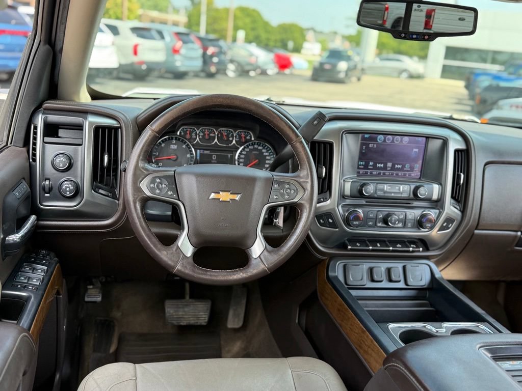 Used 2017 Chevrolet Silverado 1500 LTZ w/ Sport Package AWD/4WD image 5