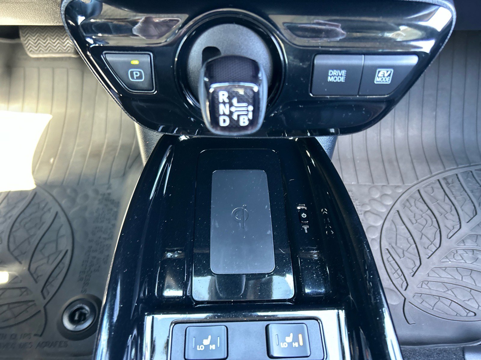 Used 2021 Toyota Prius FWD image 26