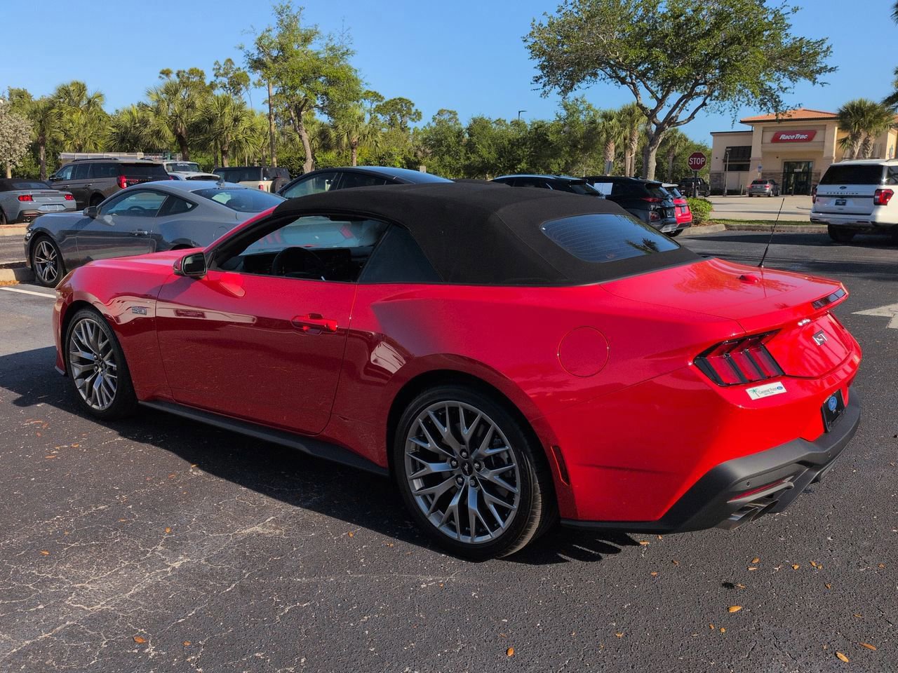 Certified 2025 Ford Mustang GT Premium RWD image 3