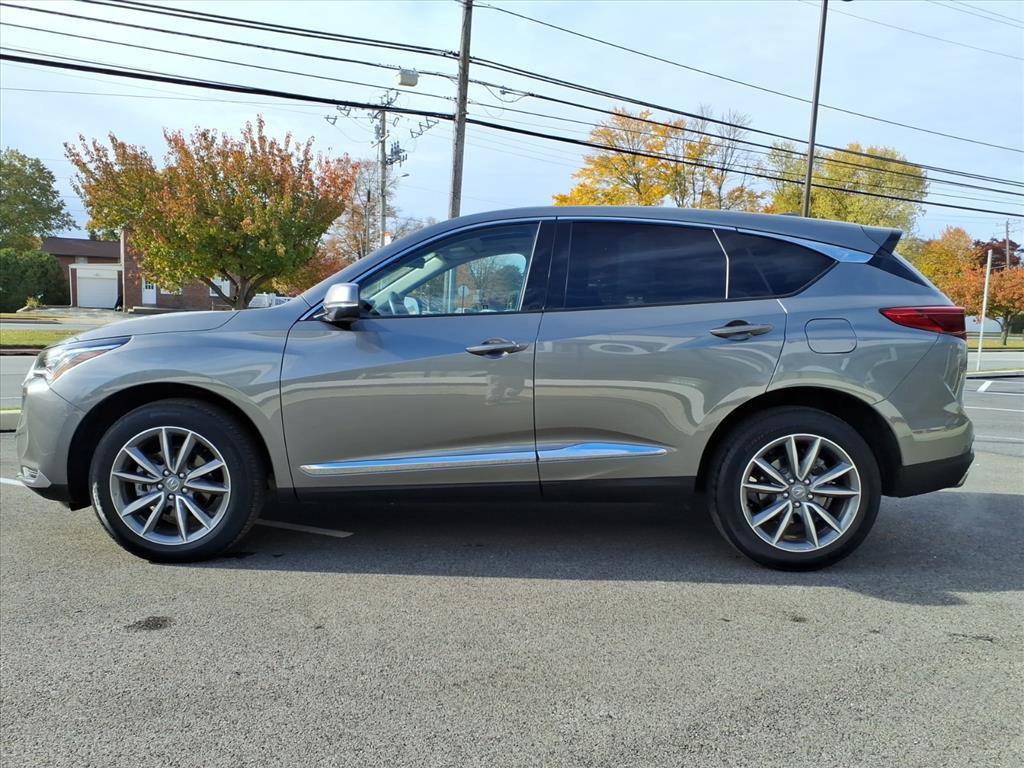 Used 2024 Acura RDX SH-AWD w/ Technology Package image 2