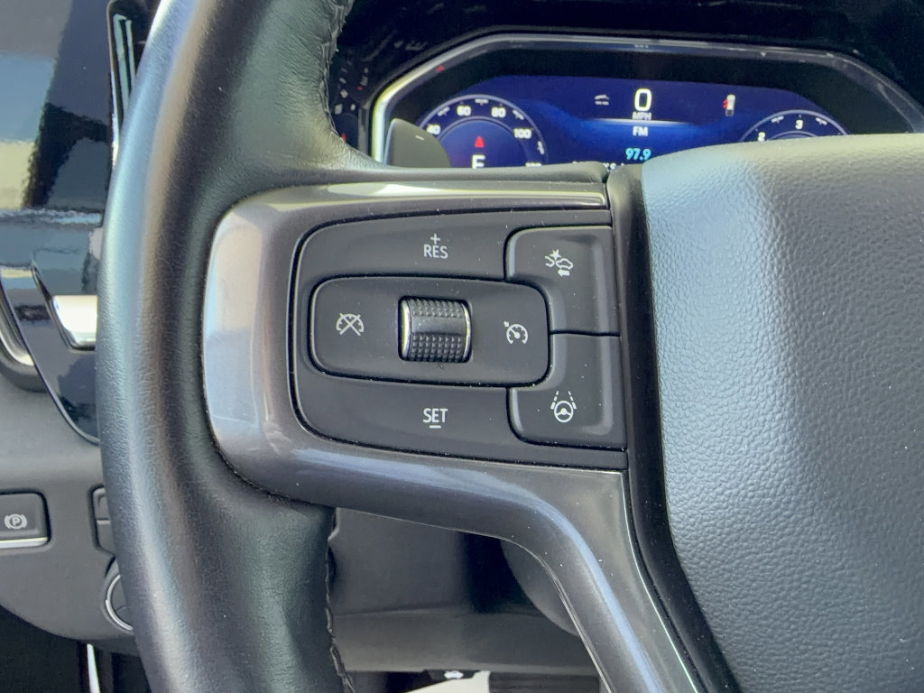 Used 2025 Chevrolet Silverado 1500 High Country AWD/4WD image 27