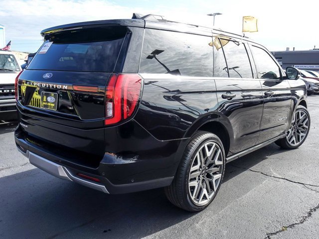 Certified 2025 Ford Expedition Platinum w/ Platinum Ultimate Package image 6