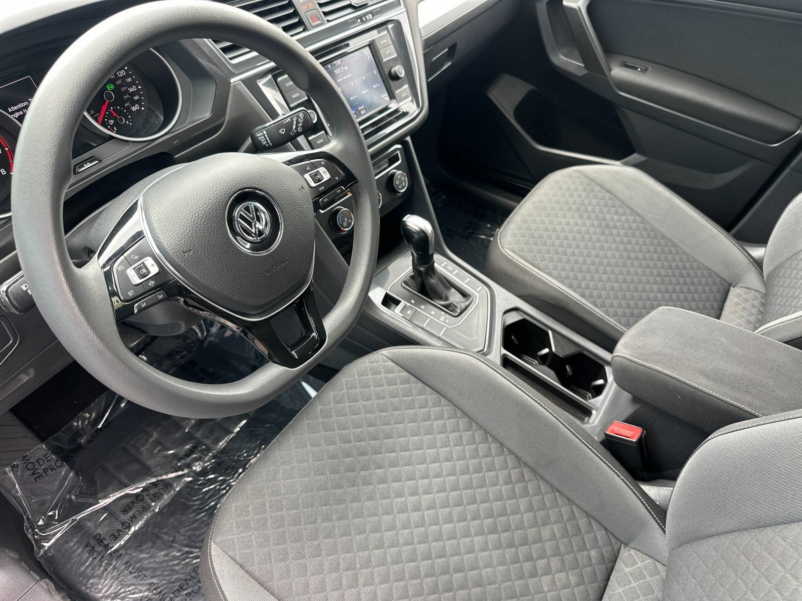 Used 2021 Volkswagen Tiguan S FWD image 9