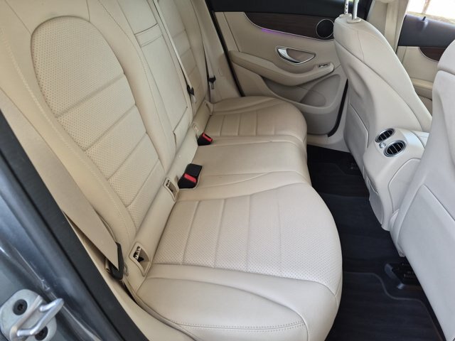 Used 2022 Mercedes-Benz GLC 300 4MATIC w/ Premium Package Lite image 32