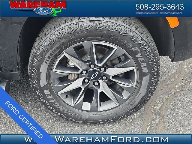 Used 2023 Chevrolet Tahoe Z71 w/ Luxury Package AWD/4WD image 5