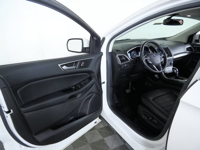Certified 2017 Ford Edge SEL w/ Equipment Group 201A AWD/4WD image 15
