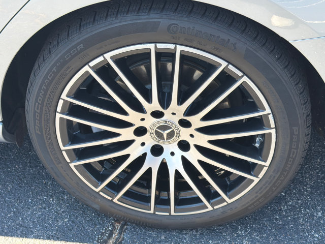 Used 2022 Mercedes-Benz C 300 4MATIC Sedan image 21