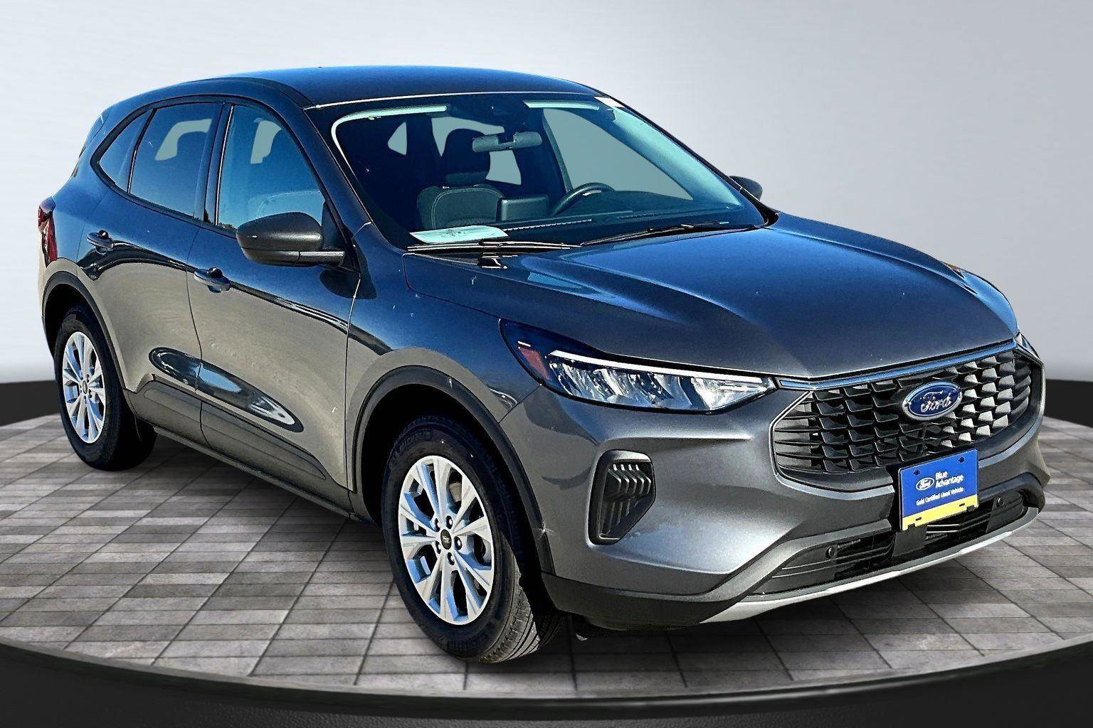 Certified 2025 Ford Escape Active image 1