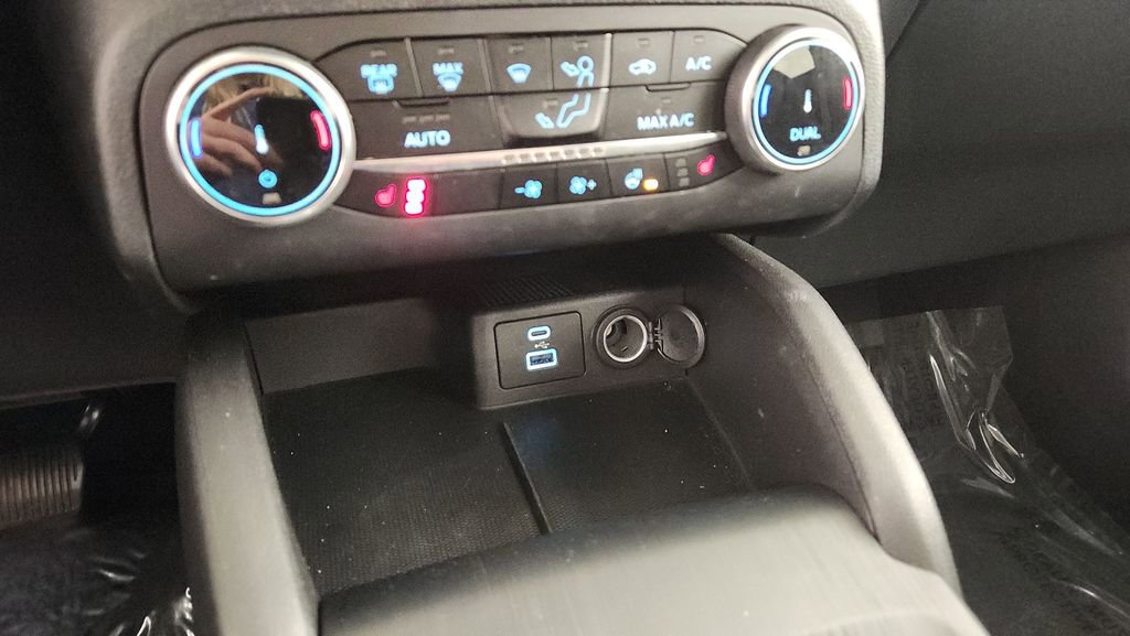 Certified 2023 Ford Escape Active image 18