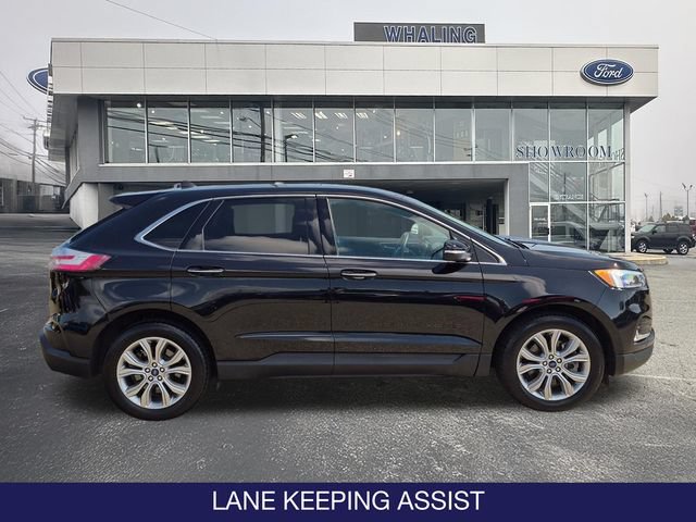 Certified 2022 Ford Edge Titanium w/ Equipment Group 301A AWD/4WD image 9