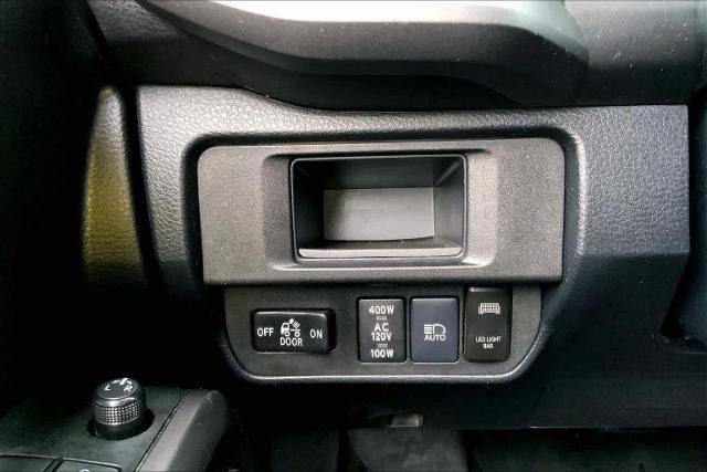 Used 2019 Toyota Tacoma TRD Off-Road image 32