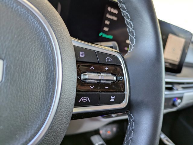 Used 2025 Kia Sorento SX image 32