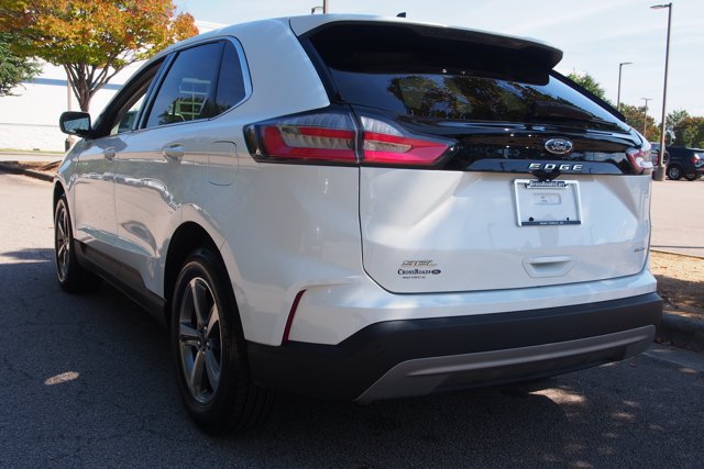 Certified 2024 Ford Edge SEL w/ Convenience Package AWD/4WD image 5