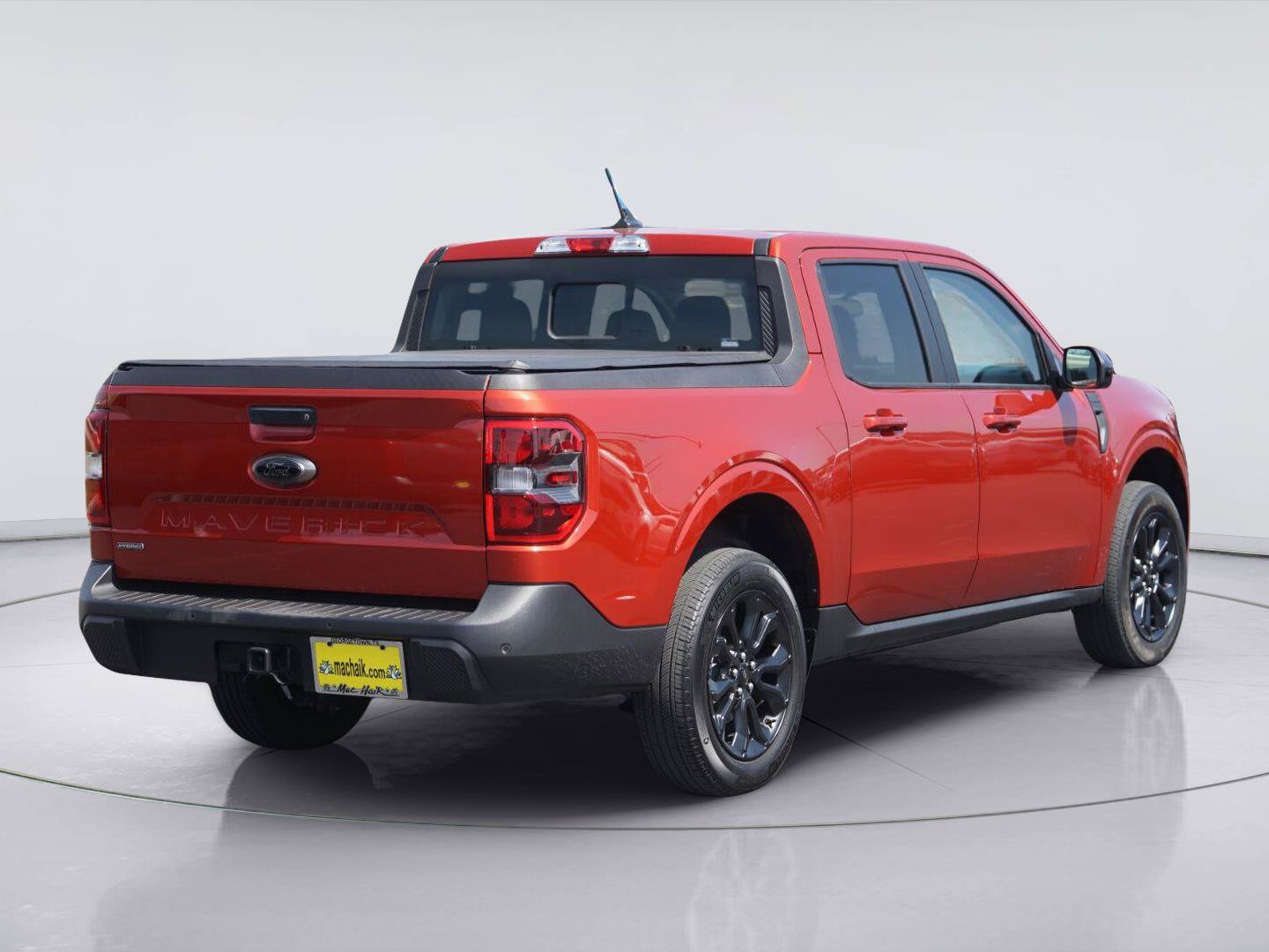 Certified 2024 Ford Maverick Lariat w/ Black Appearance Package FWD image 6