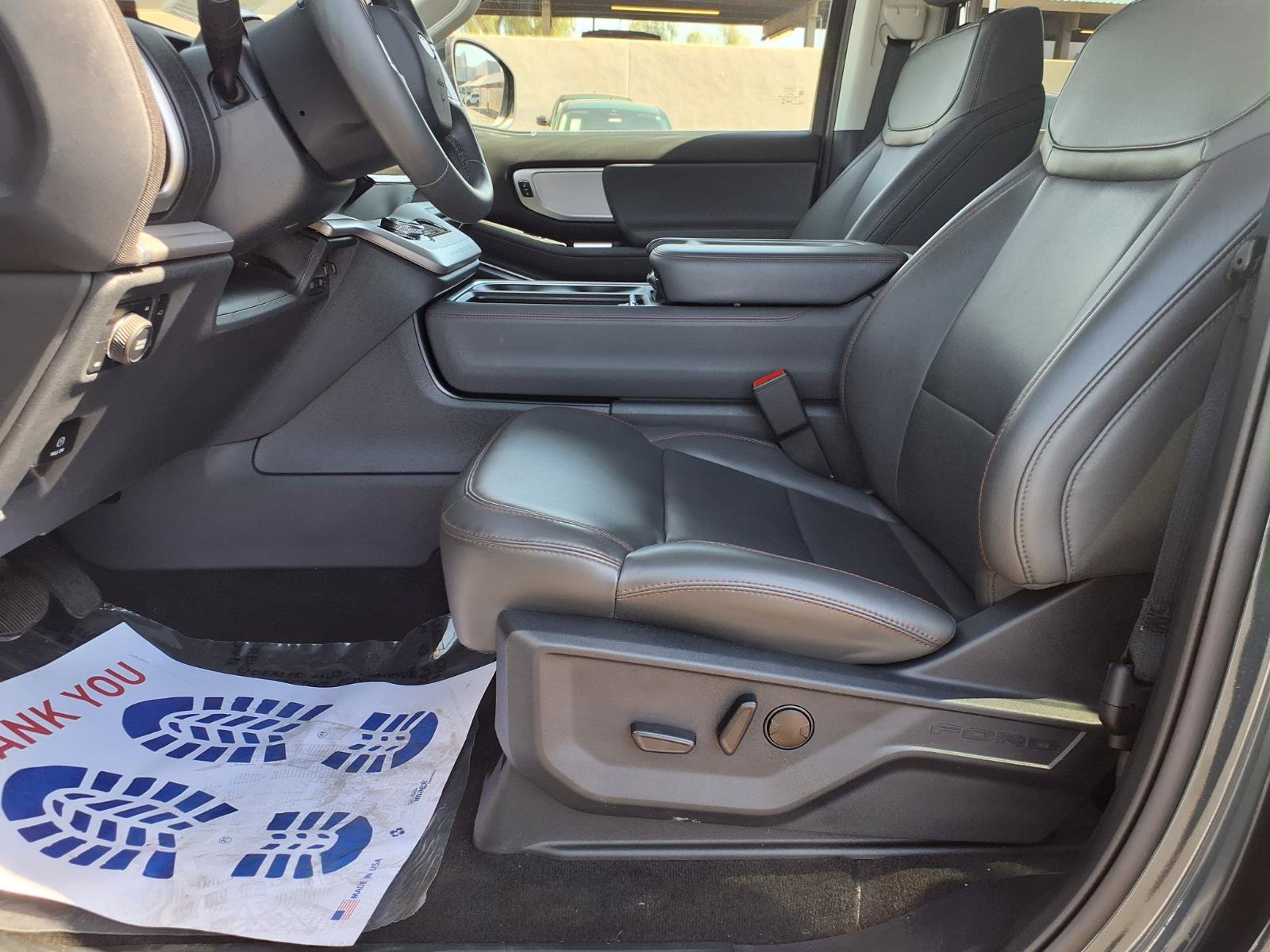 Certified 2025 Ford Expedition Active AWD/4WD image 23