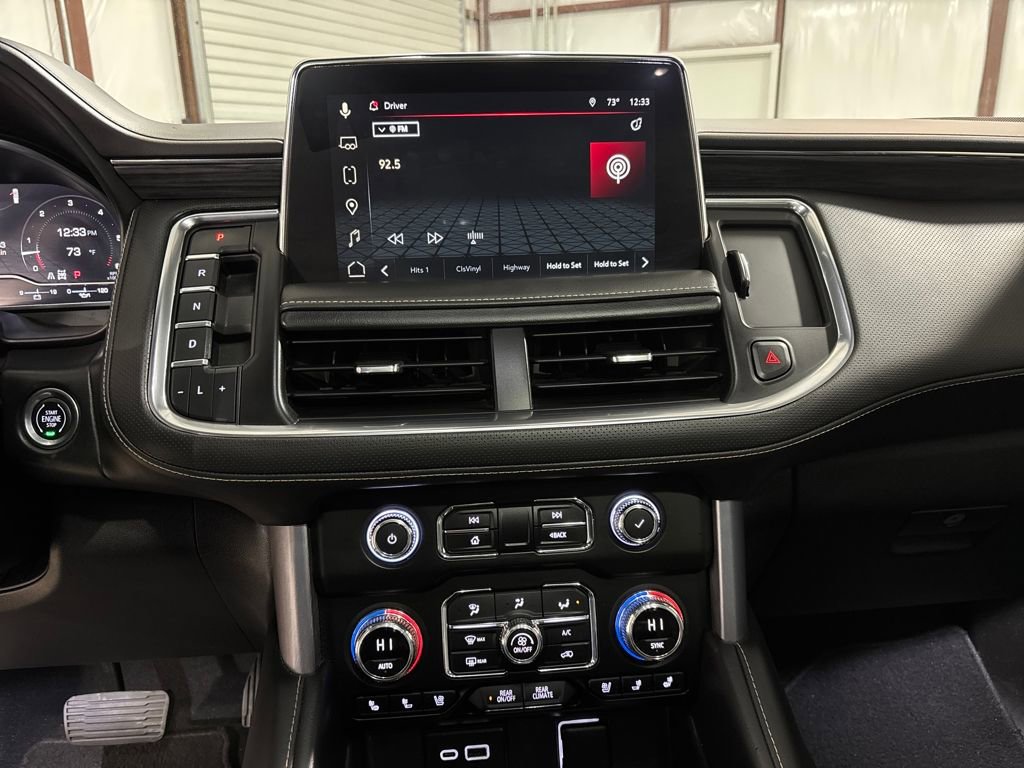 Used 2022 GMC Yukon XL SLT w/ SLT Luxury Package image 10