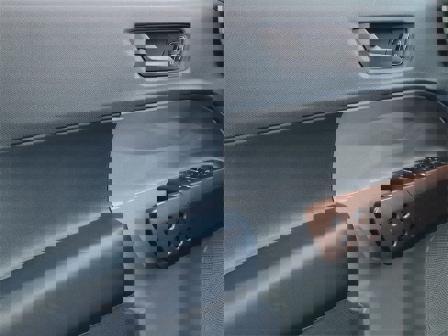 Certified 2022 Ford Maverick Lariat w/ Lariat Luxury Package image 35