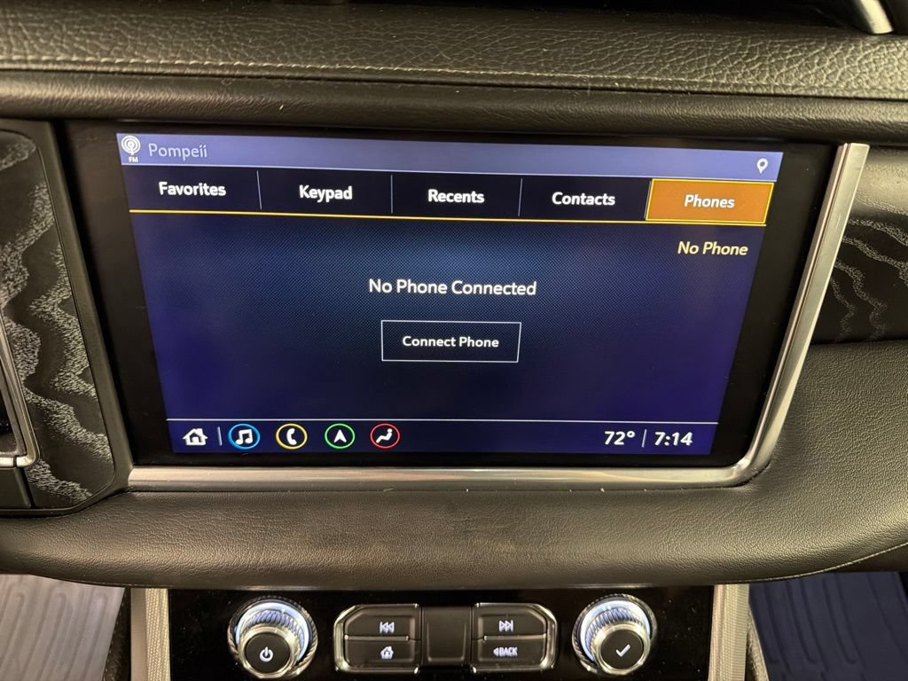 Used 2021 GMC Yukon Denali w/ Denali Premium Package AWD/4WD image 10