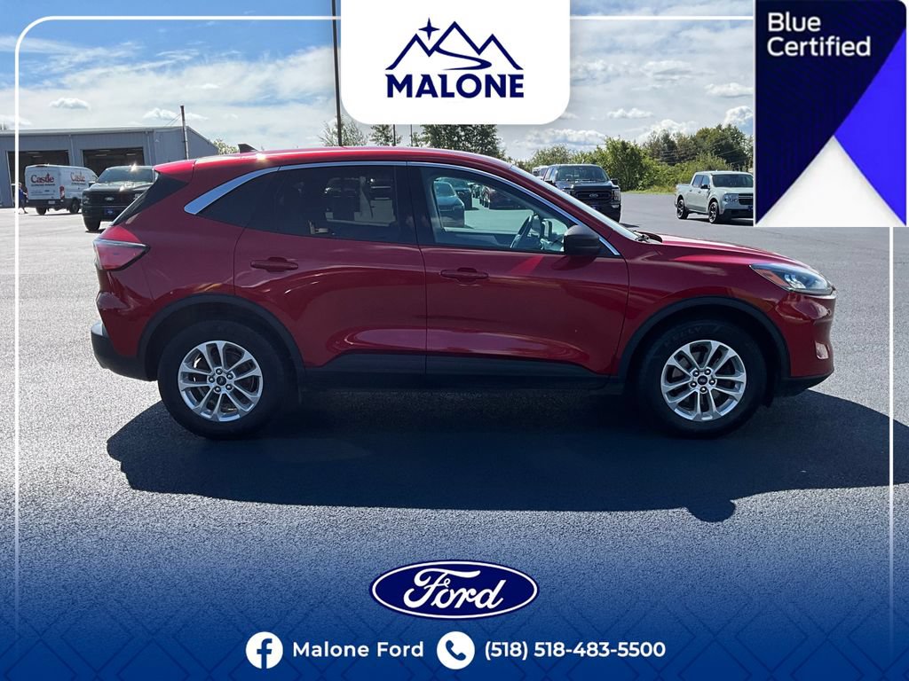 Certified 2022 Ford Escape SE w/ Cold Weather Package AWD/4WD image 8