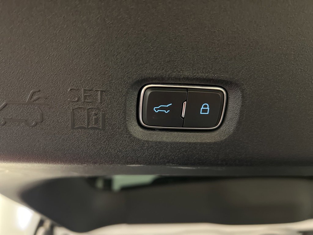 Certified 2025 Ford Expedition Max Platinum w/ Stealth Performance Package image 45