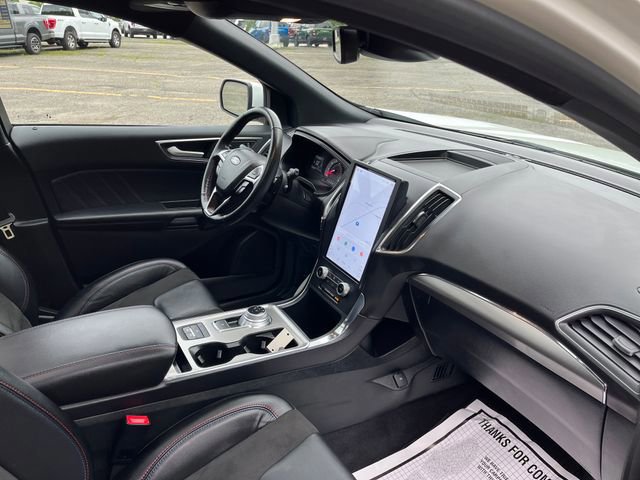 Certified 2024 Ford Edge ST w/ Equipment Group 401A image 17
